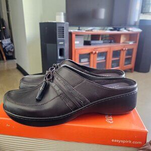 Easy Spirit Mules Size 8W